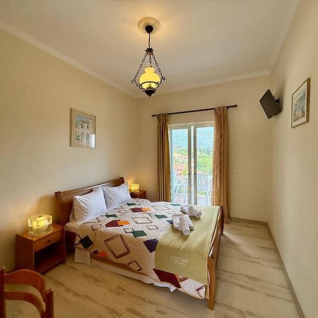 Thomas Apartments Dassia  Bagian luar foto