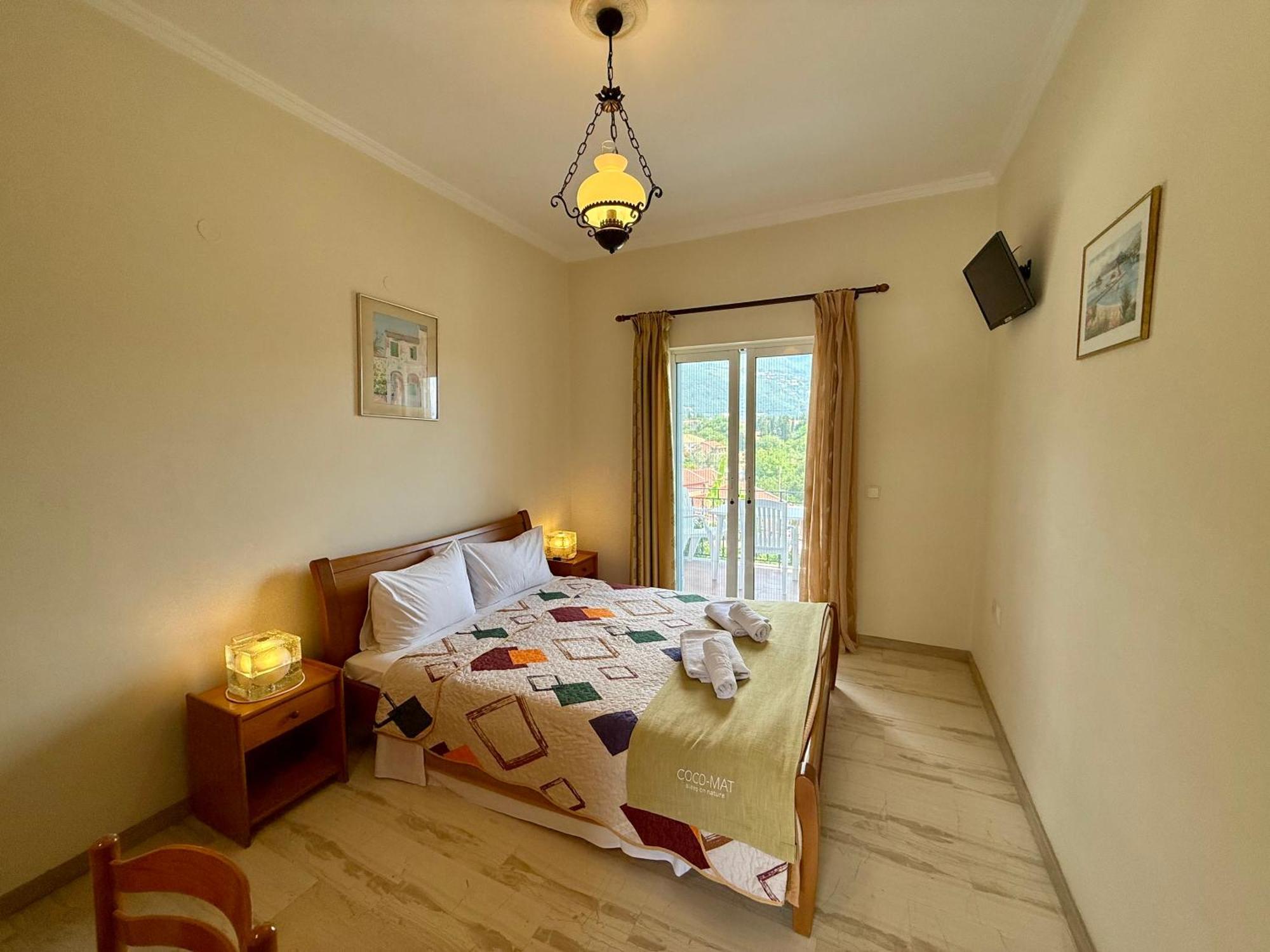 Thomas Apartments Dassia  Bagian luar foto